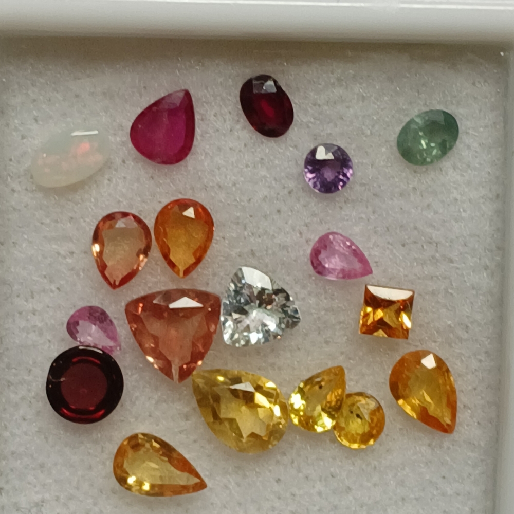 Multi-Color Gemstone Set 3-6mm - Picture 6 of 9